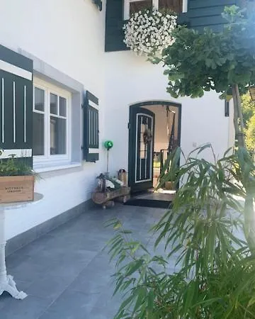 Christine Am Weissenbach Strobl