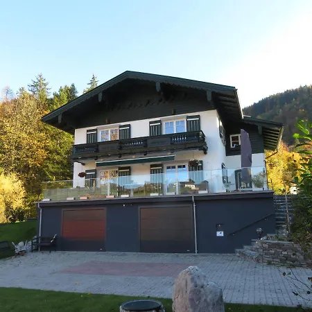 Apartmán Christine Am Weissenbach Strobl