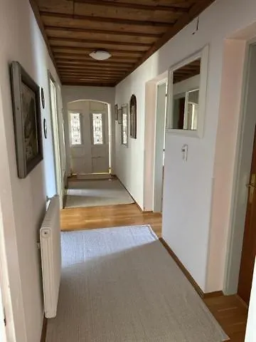Christine Am Weissenbach Apartment